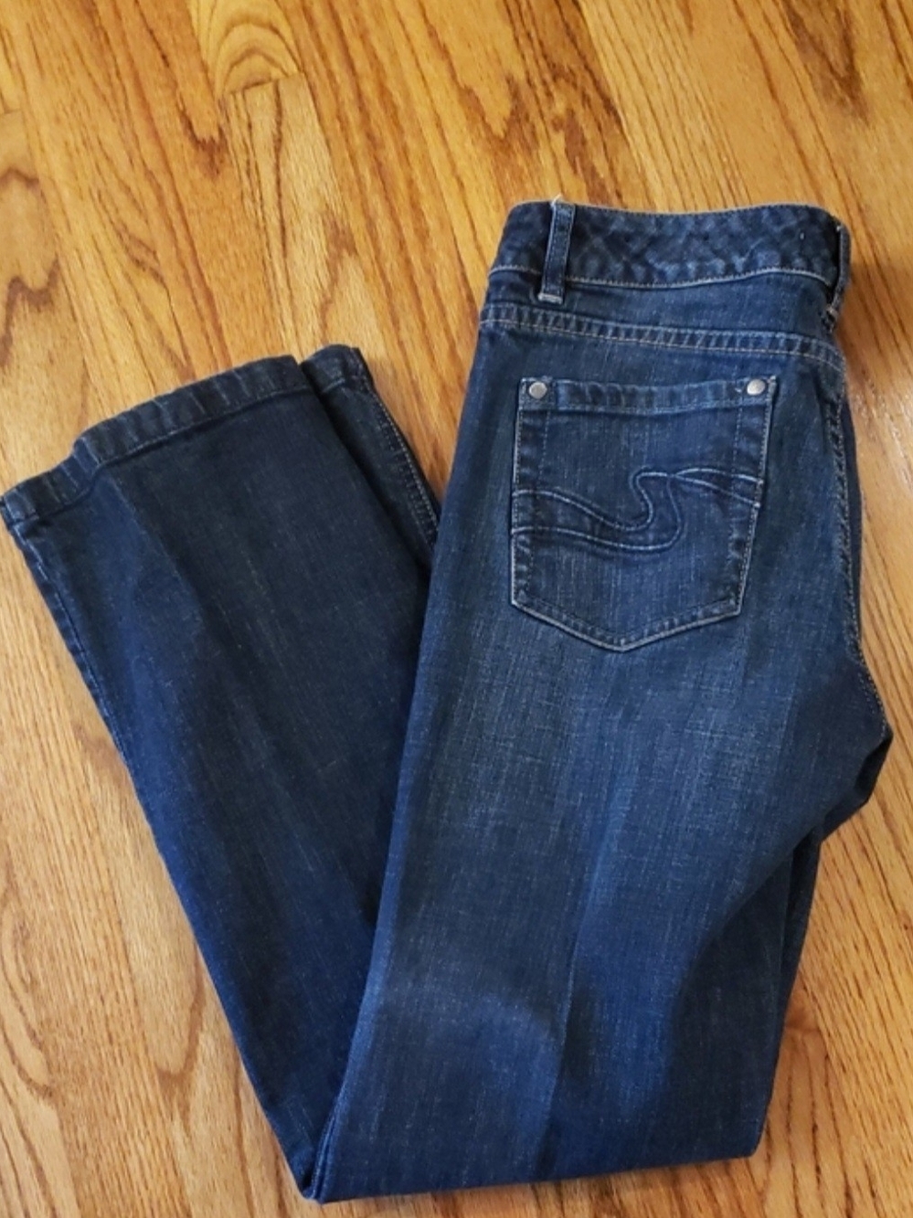 White House Black Market Dark Indigo Boot Leg Blanc Jeans Size: 6S